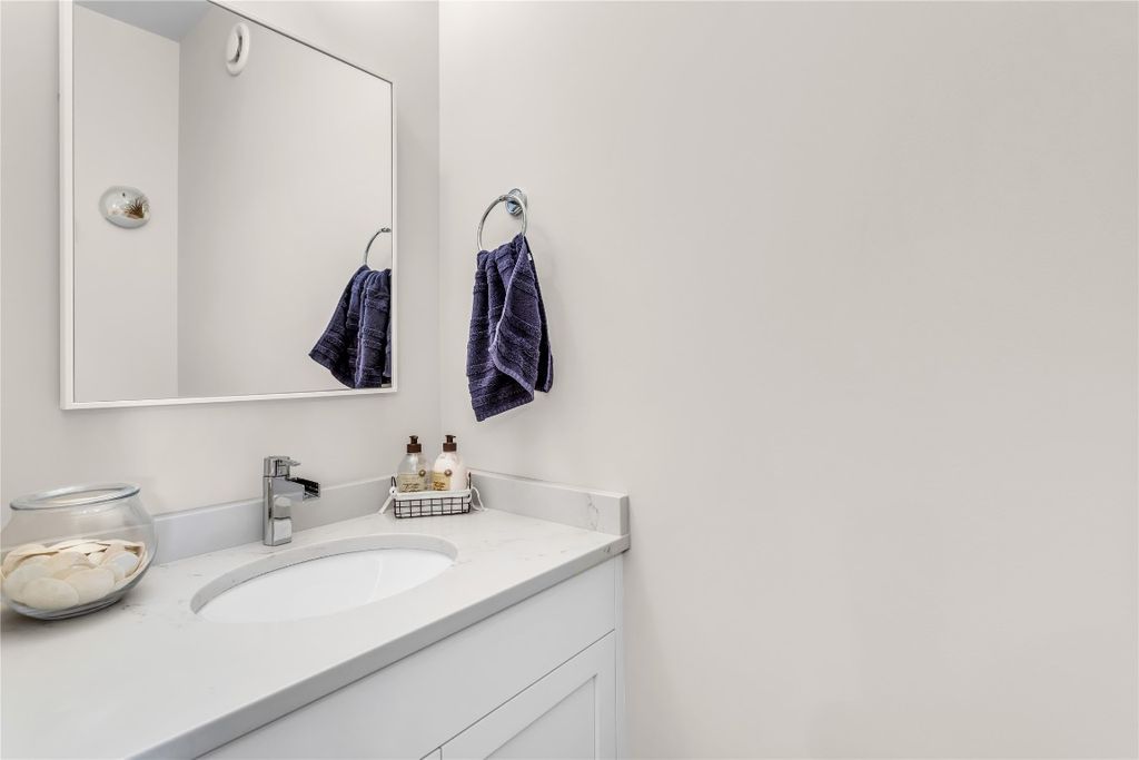 listing image 16510476229386675156