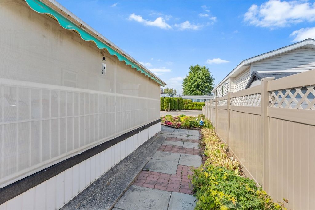 listing image 16512827264914653001