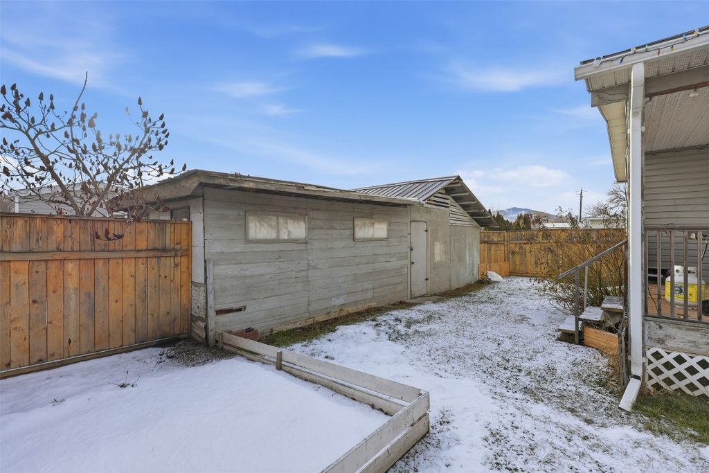 listing image 16512735512821499324