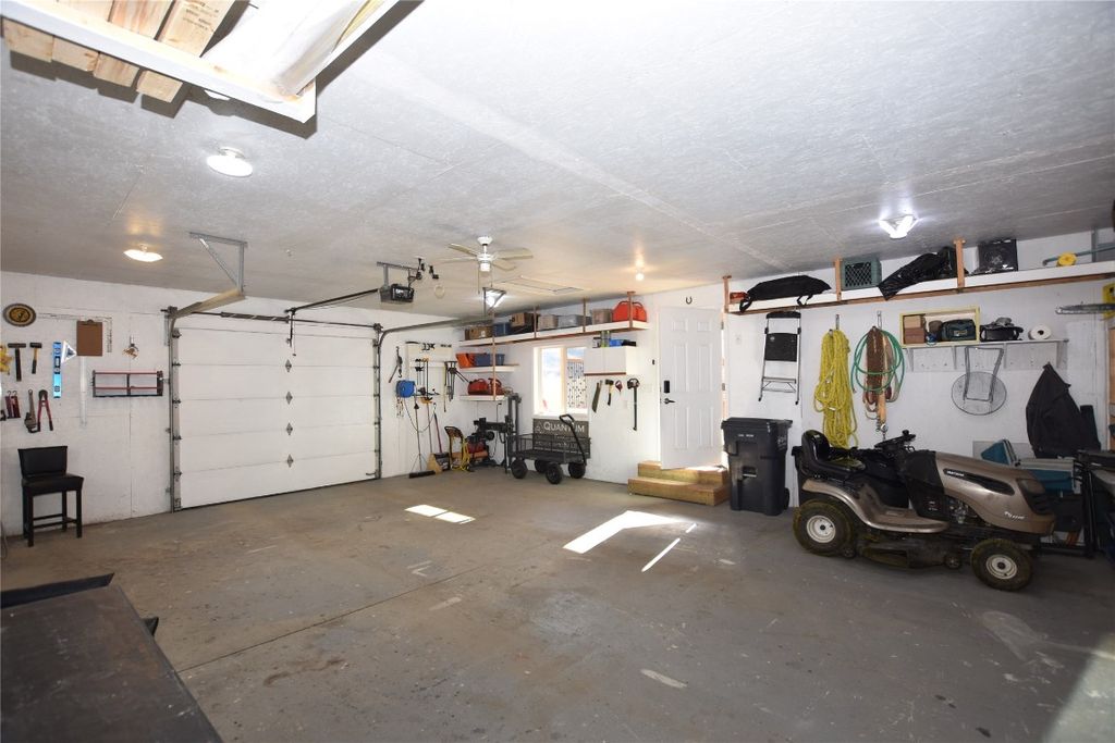 listing image 16516391436163968964