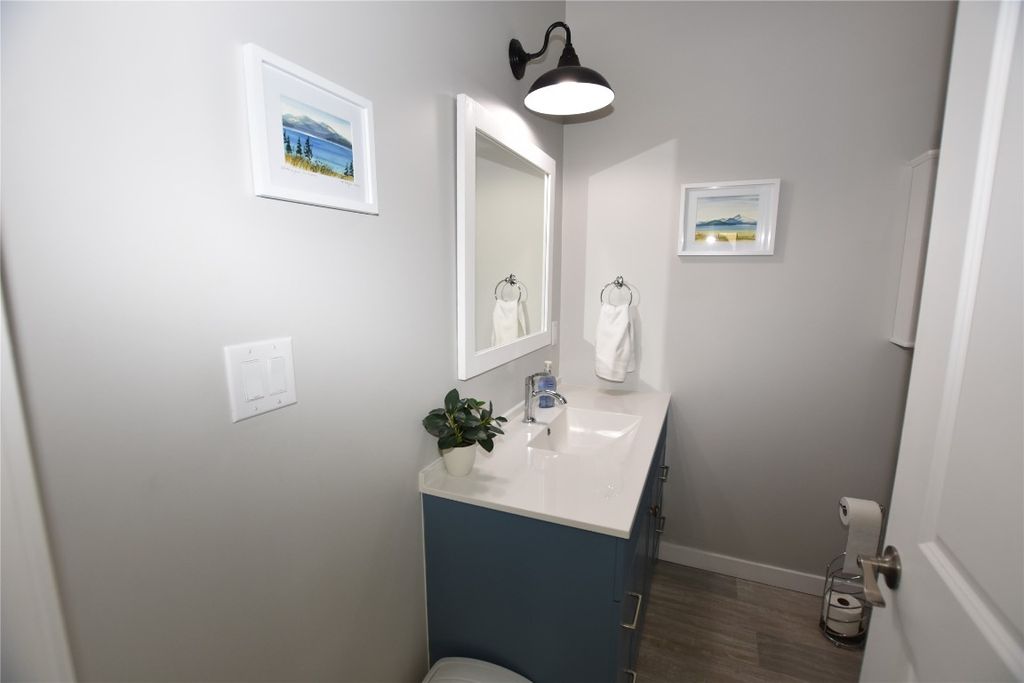 listing image 16512525203653159039