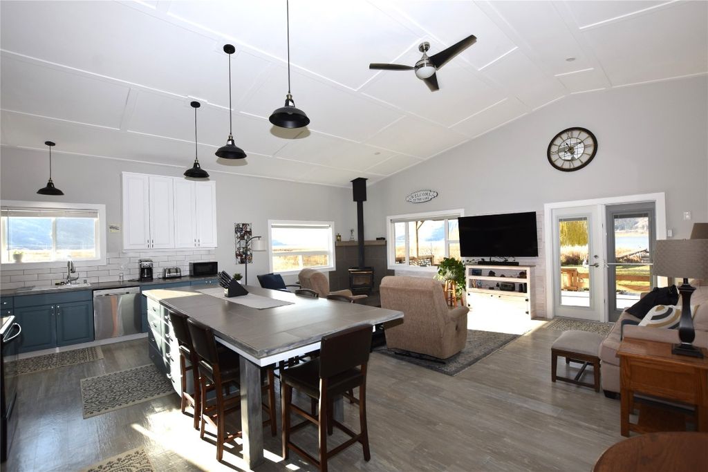 listing image 16516008380321280918