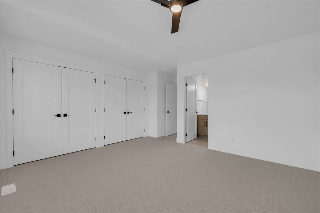listing image 16516744127539627119
