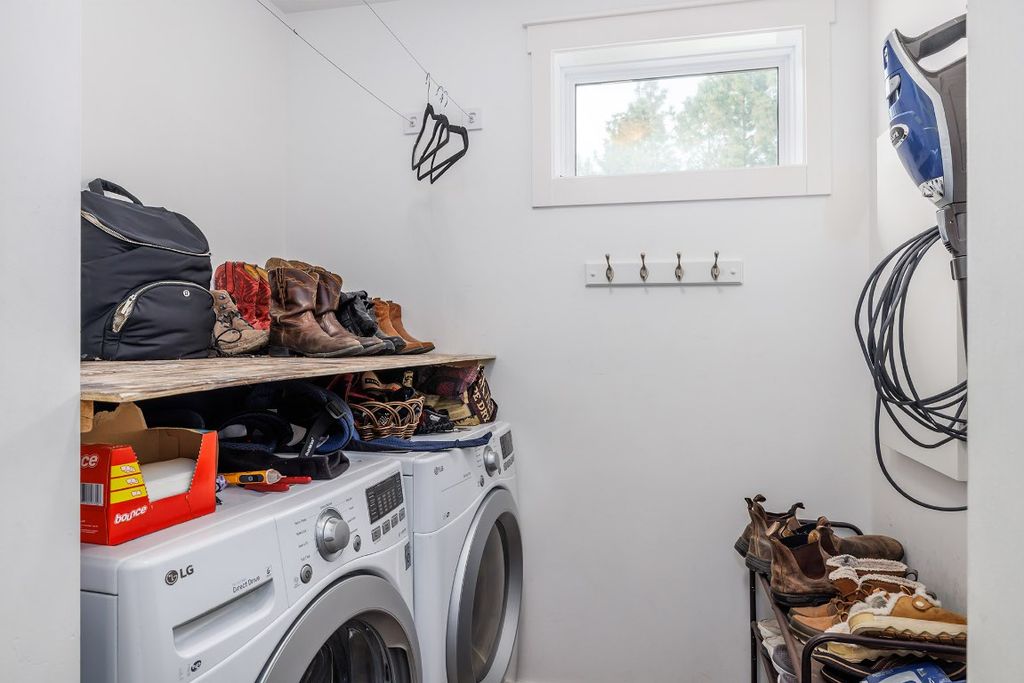 listing image 16515164473366180392