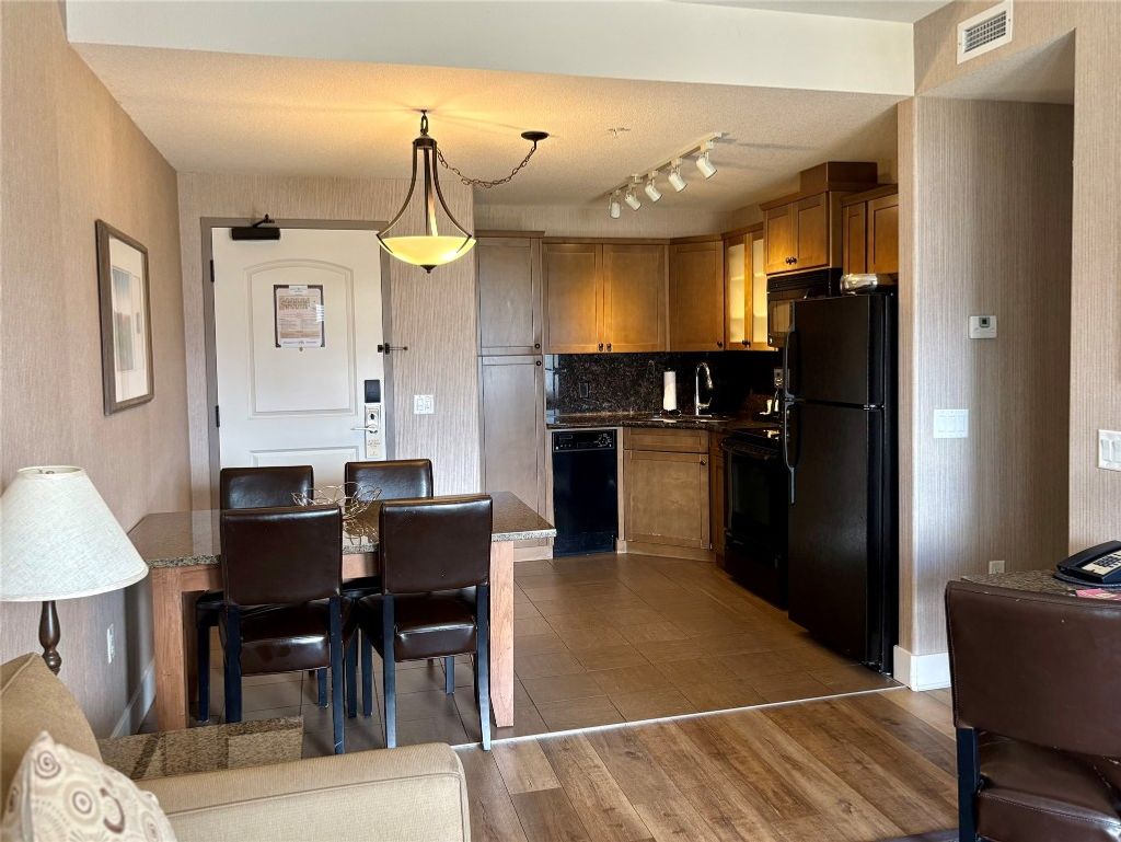 listing image 16519262594250463790