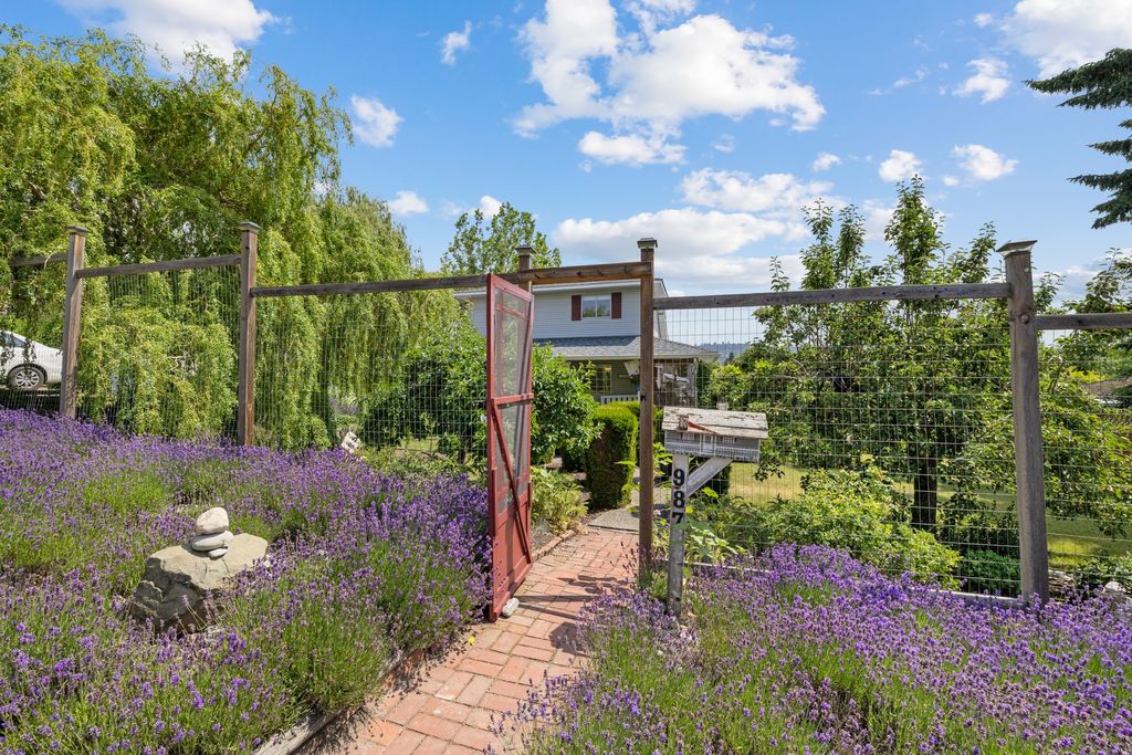 listing image 16514828029881160724