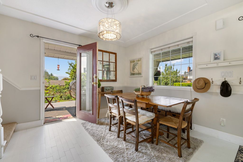 listing image 16514708081838868072