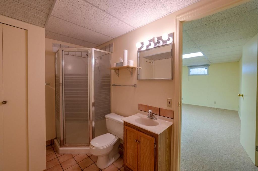 listing image 16510931058091870801