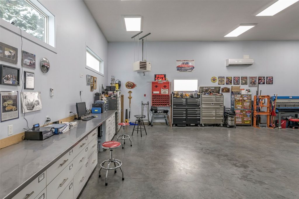 listing image 16510685679711358886