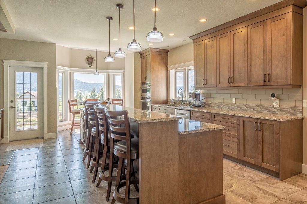 listing image 16512143347775761612