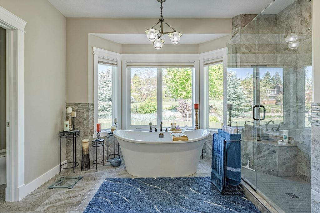 listing image 16516321634652671014