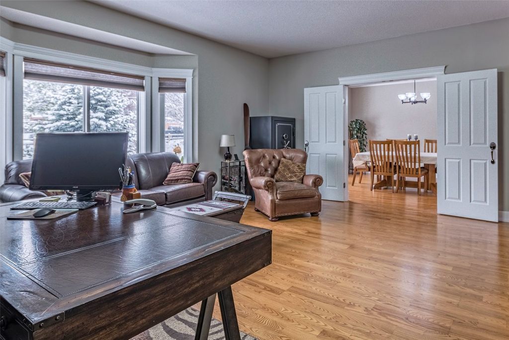 listing image 16516854473400835005