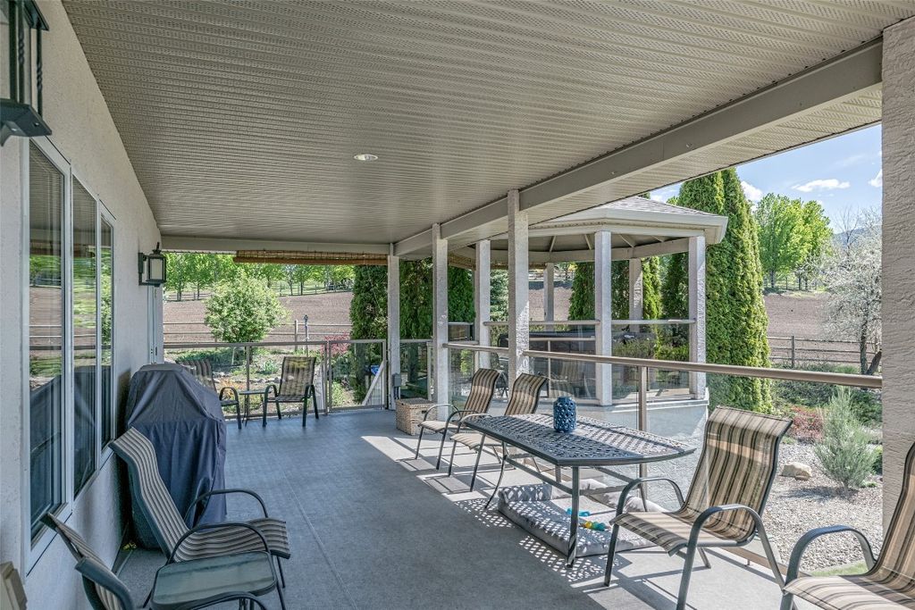 listing image 16516480189848443869