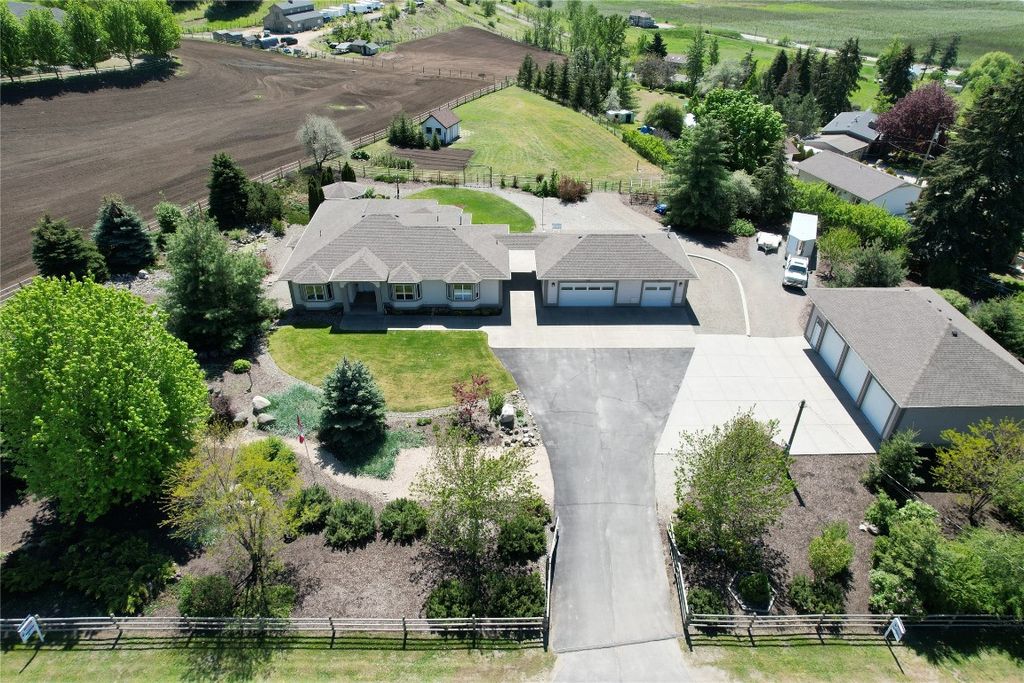 listing image 16510262575755239311