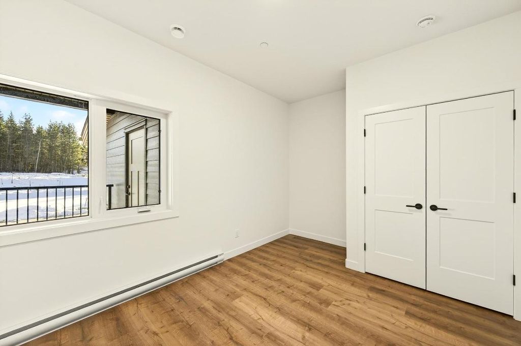 listing image 16514257858865540123