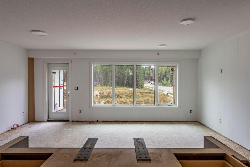 listing image 16510242548725324076