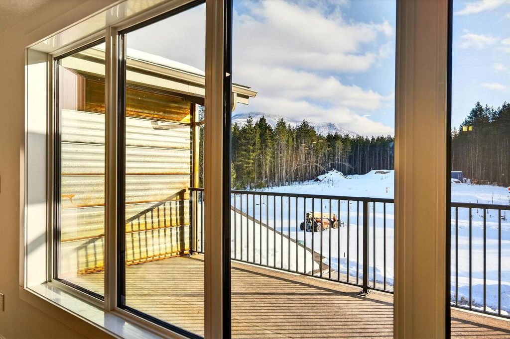 listing image 16519568981200443169