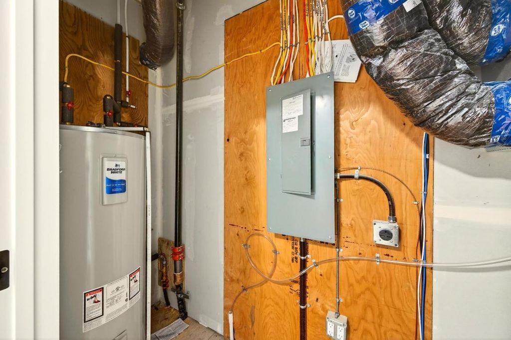 listing image 16510864059725161058