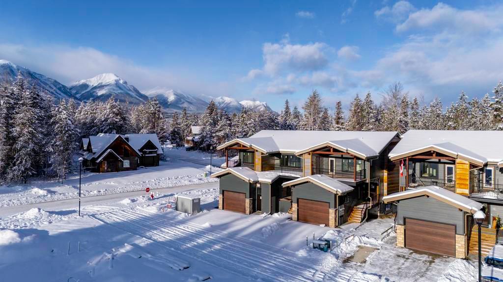 listing image 16517296254312525636