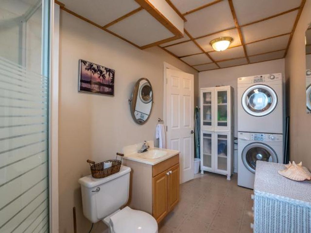 listing image 16515836930756890614