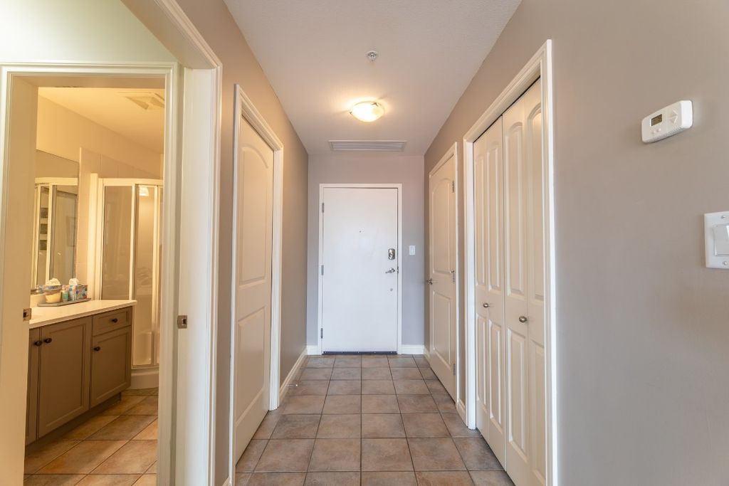 listing image 16514522281313572107
