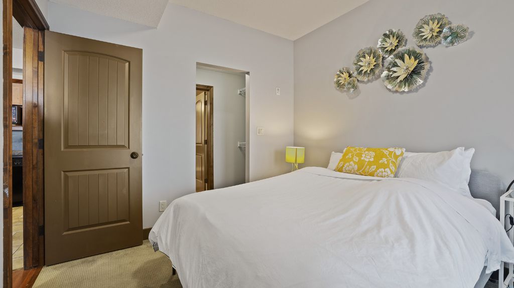 listing image 16516582131818857849