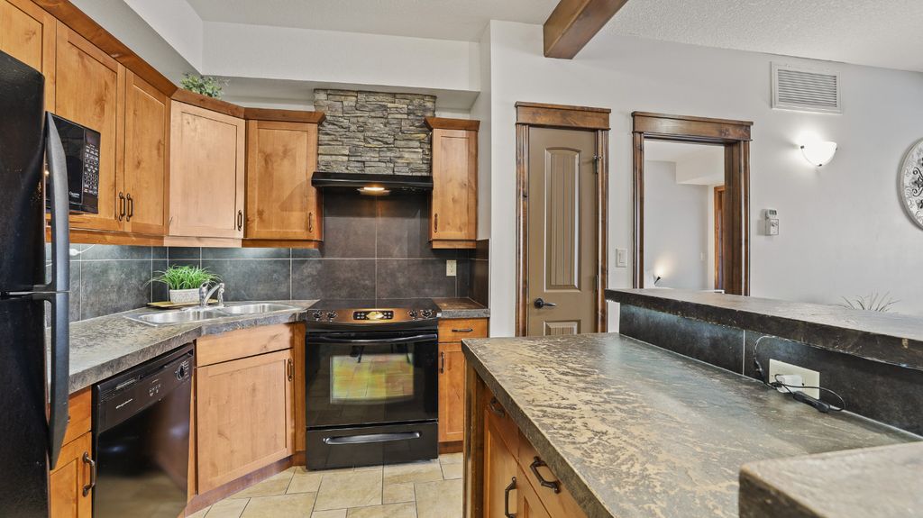 listing image 16516472048942429732