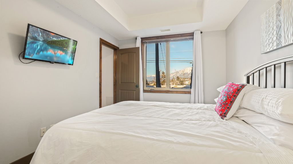 listing image 16516943569628152786