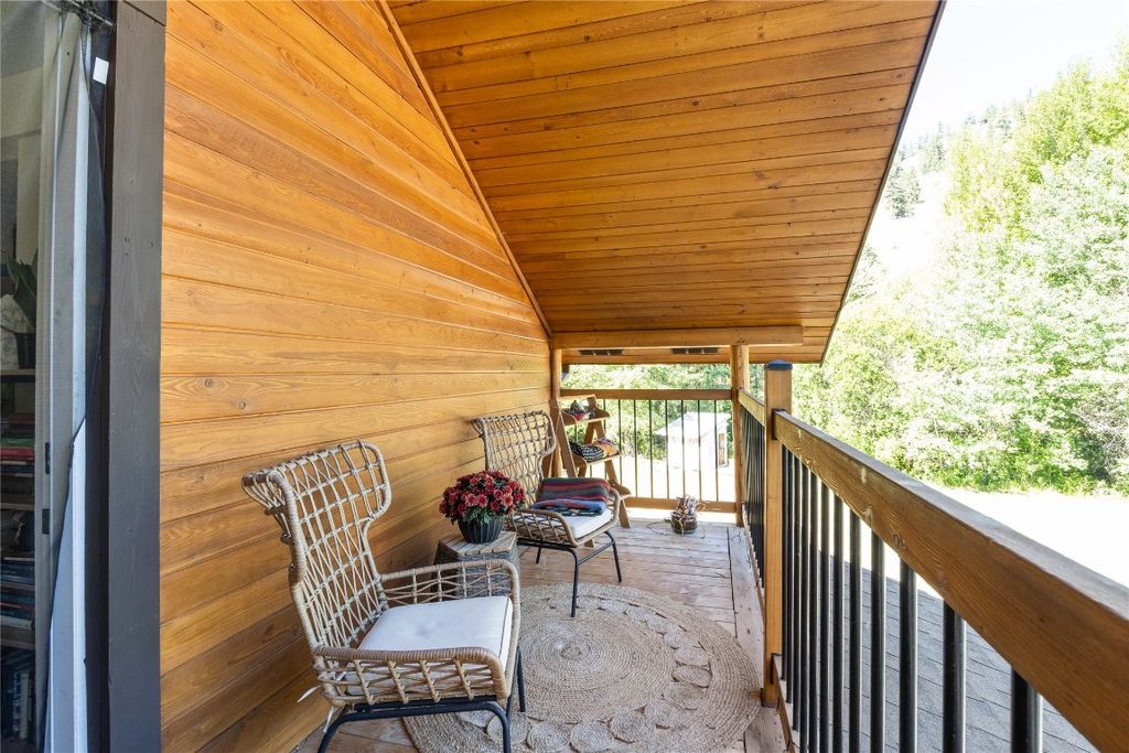 listing image 16514712888133405046