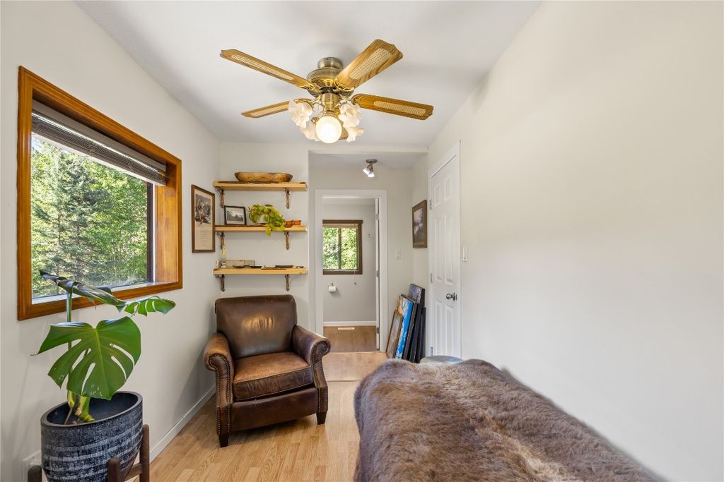 listing image 16513764212805155477