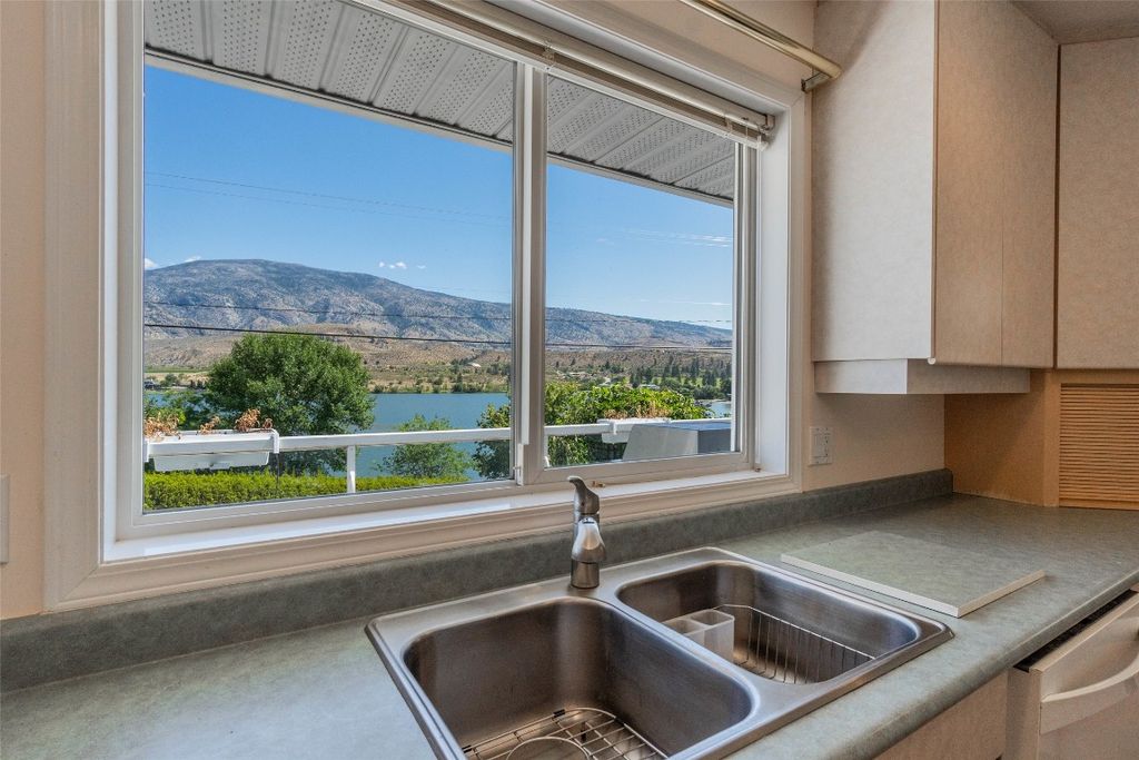 listing image 16519858946672210836
