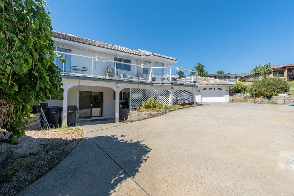 listing image 16512780212438656455