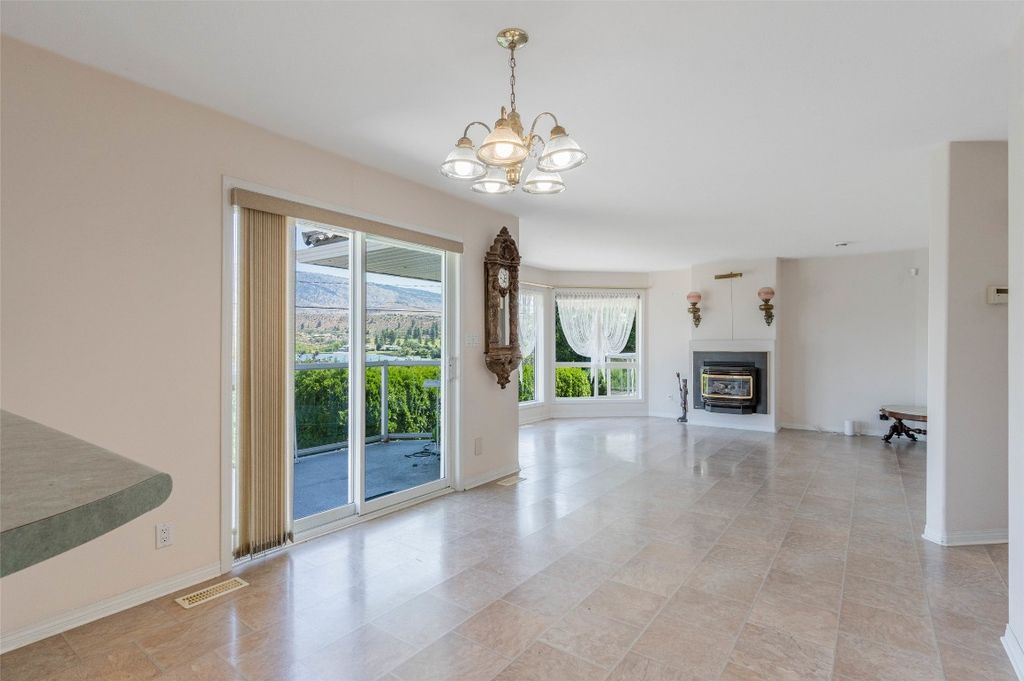 listing image 16519871903272589271