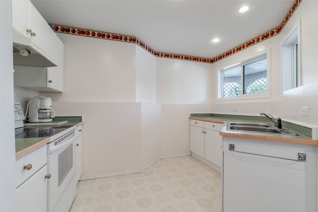 listing image 16512131306051043389