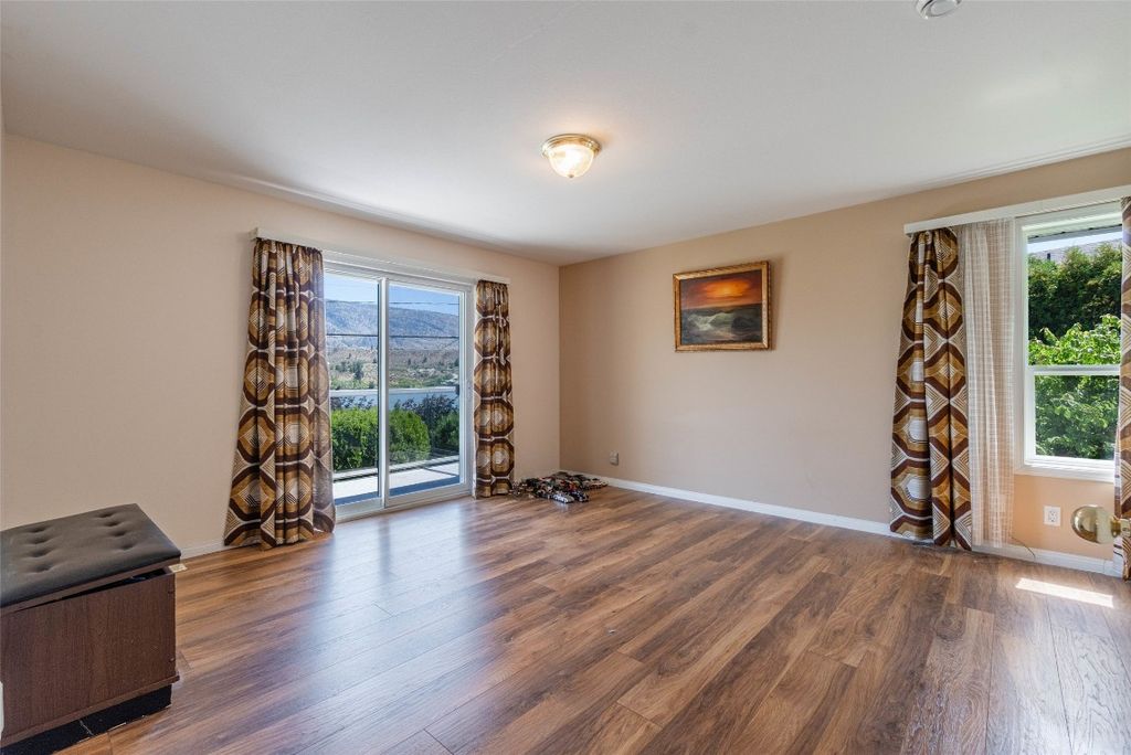 listing image 16513317113206683156