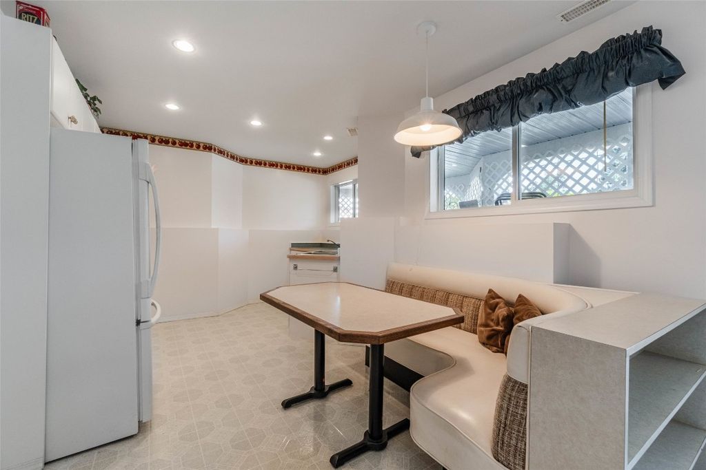 listing image 16515499208550267120