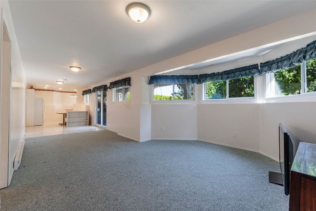listing image 16516161921057449941