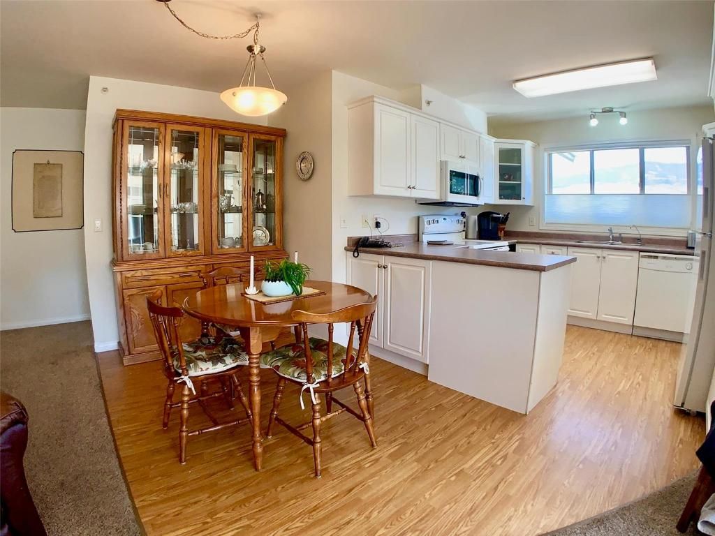 listing image 16510304448938042960