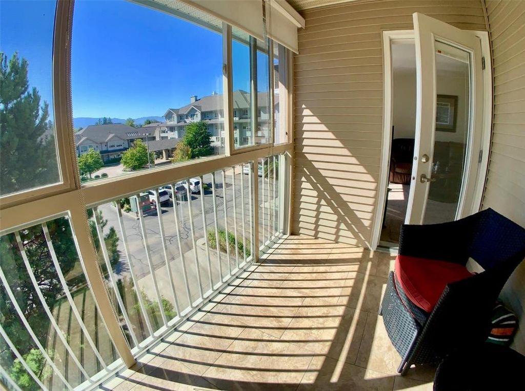 listing image 16511906021272100305