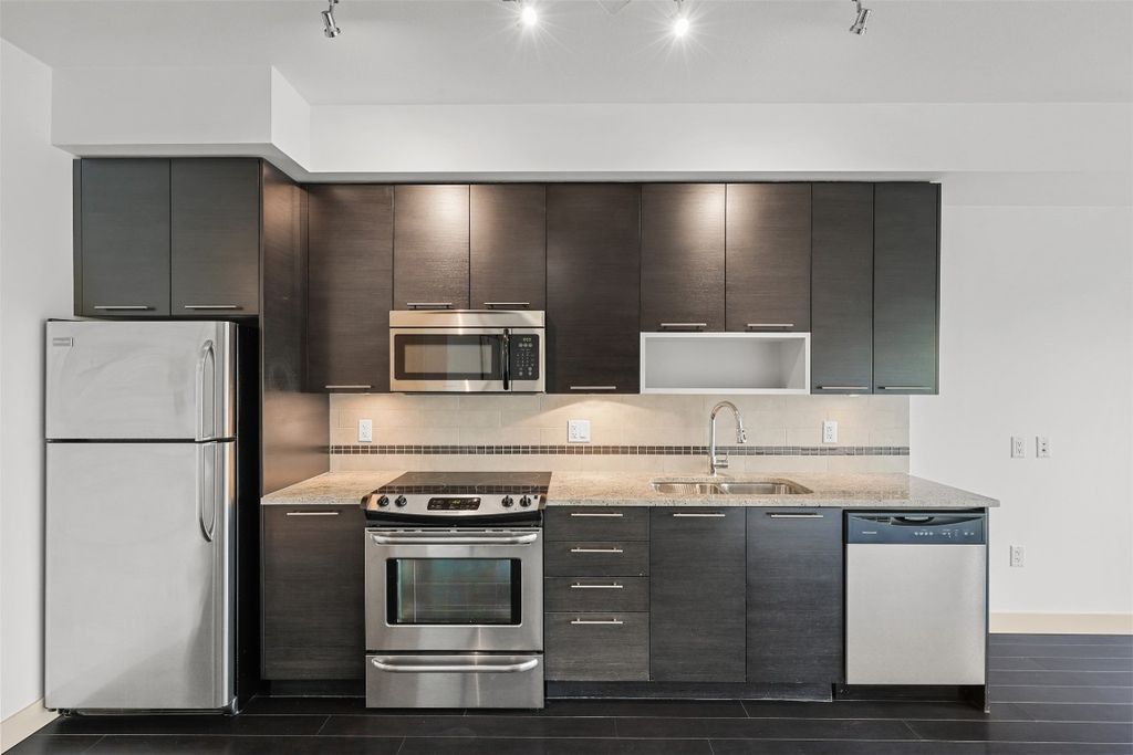 listing image 16517022319155960598