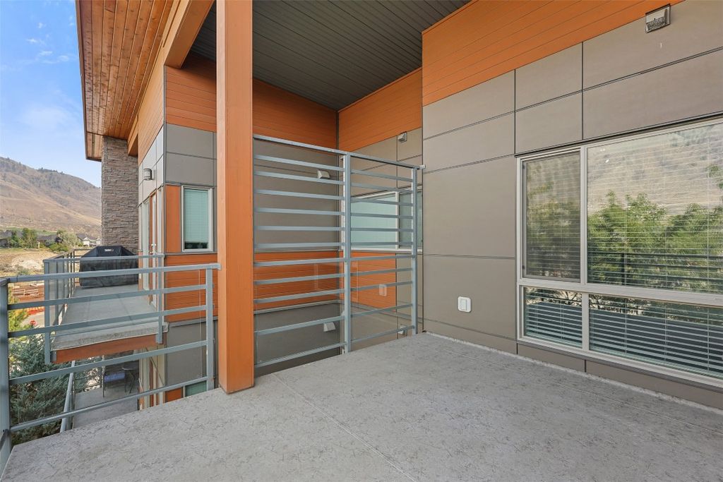 listing image 16515080607226562741