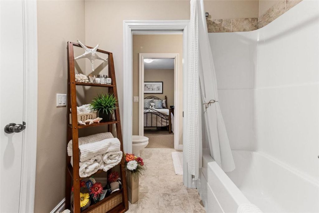 listing image 16511257030584359856