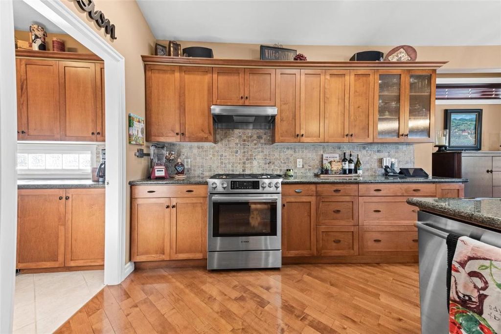 listing image 16510038588238438601