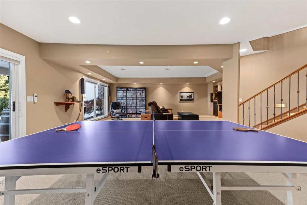 listing image 16516126989154793396