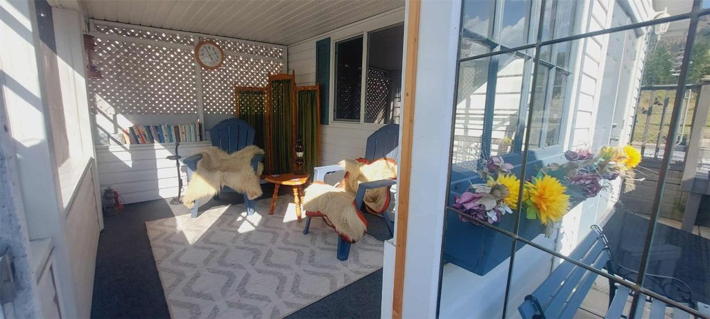 listing image 16513423495375334889