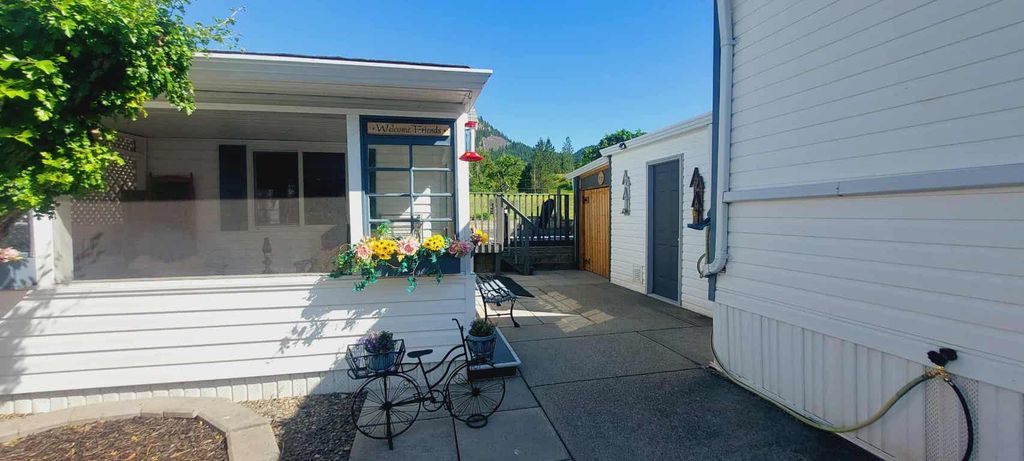 listing image 16513414947284589219