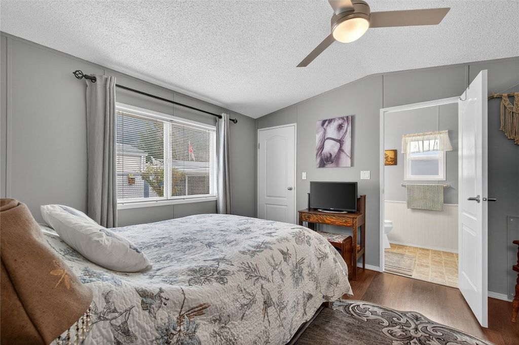 listing image 16515447928338247889