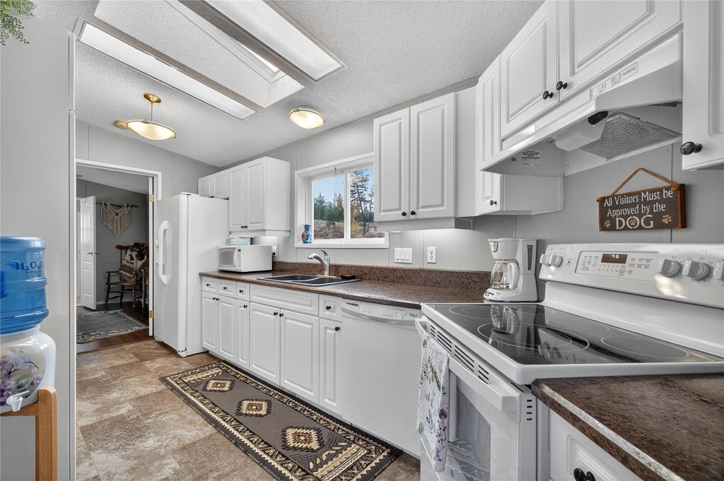 listing image 16513195054288575450