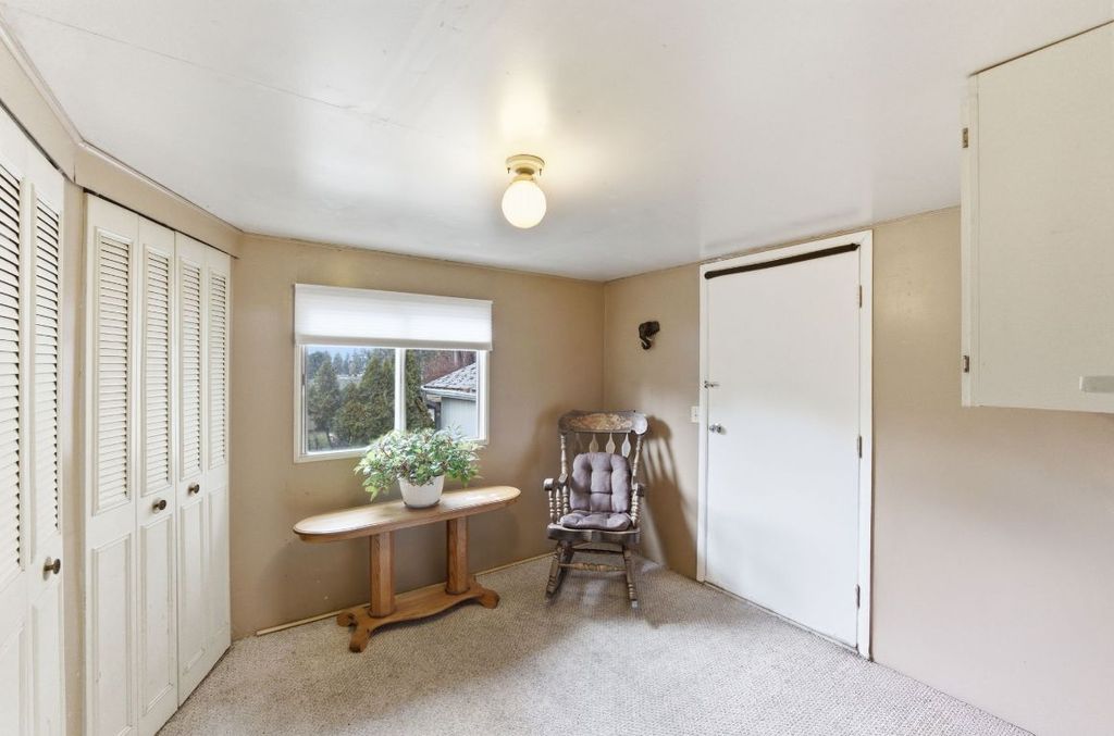 listing image 16515089994627487665