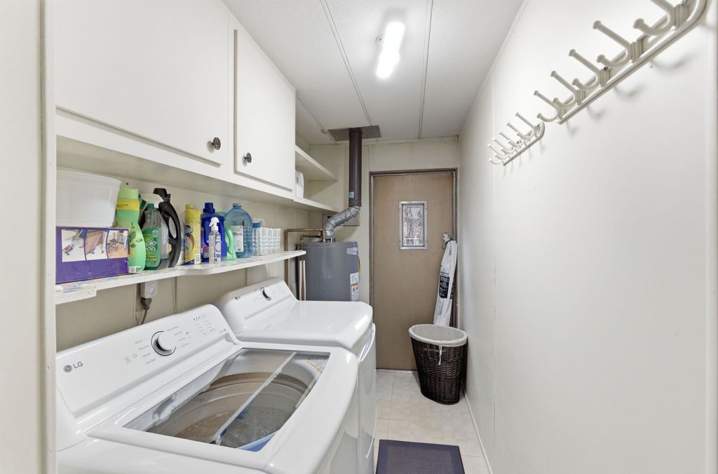 listing image 16511891587596879329